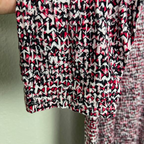 J. Jill Wearever Collection Large Stretch Jersey 3/4 Sleeve V-Neck Top Red Print - Picture 4 of 8